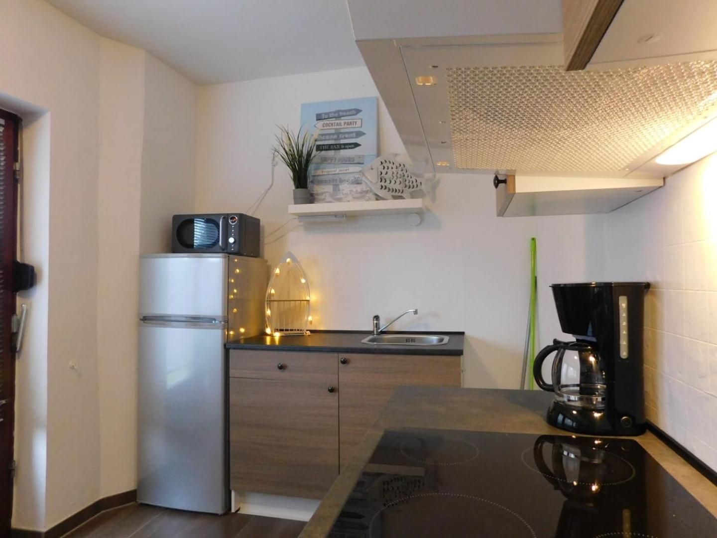 Ferienwohnung Im Erdgeschoss Mit Eingezaeunten Garten Und Terrasse アウリッヒ エクステリア 写真