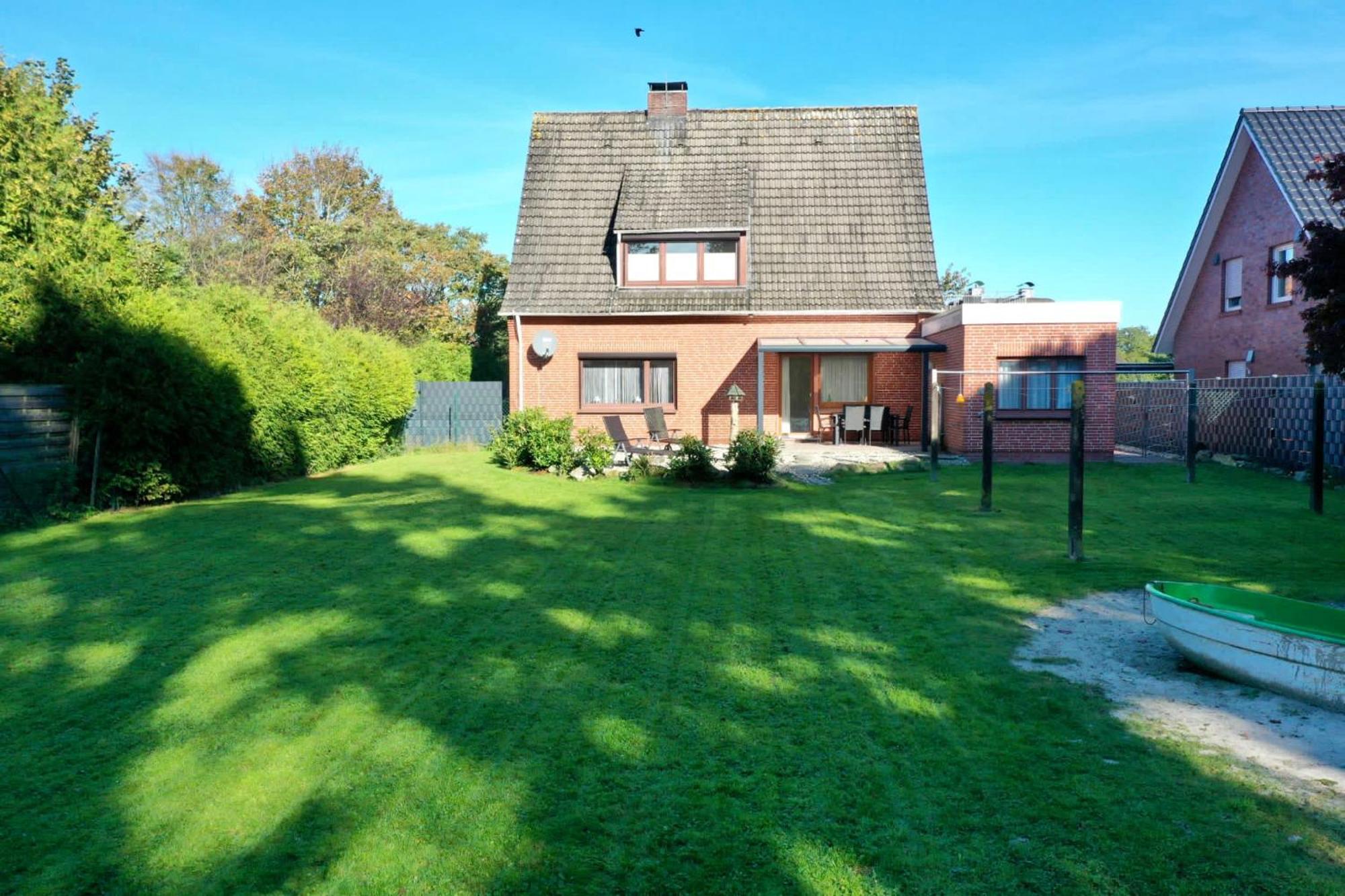 Ferienwohnung Im Erdgeschoss Mit Eingezaeunten Garten Und Terrasse アウリッヒ エクステリア 写真